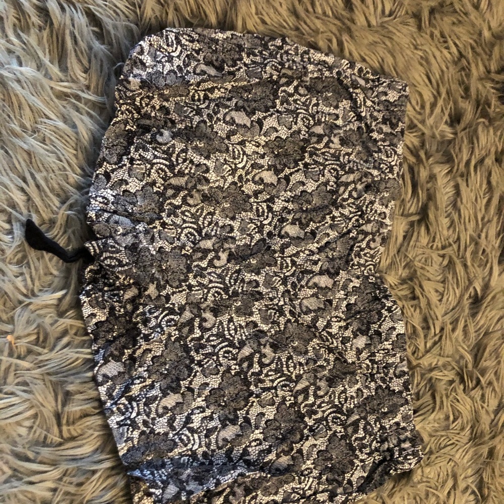Shorts - Picture 2 of 2